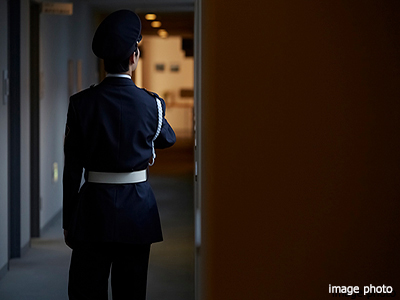 警備員イメージ｜ザ・パークハウスグラン三番町26